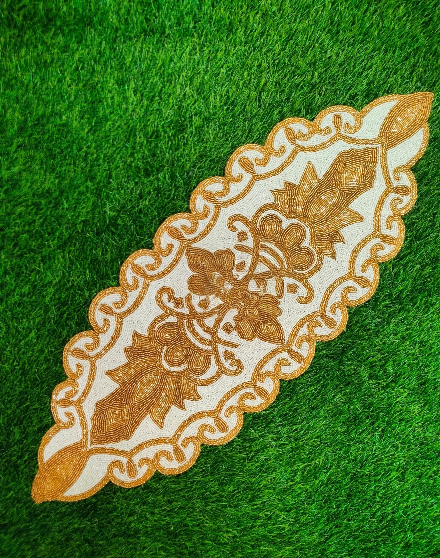 Luxury Gold & White Beaded Table Runner (13"x36") - Elegant Floral Centerpiece