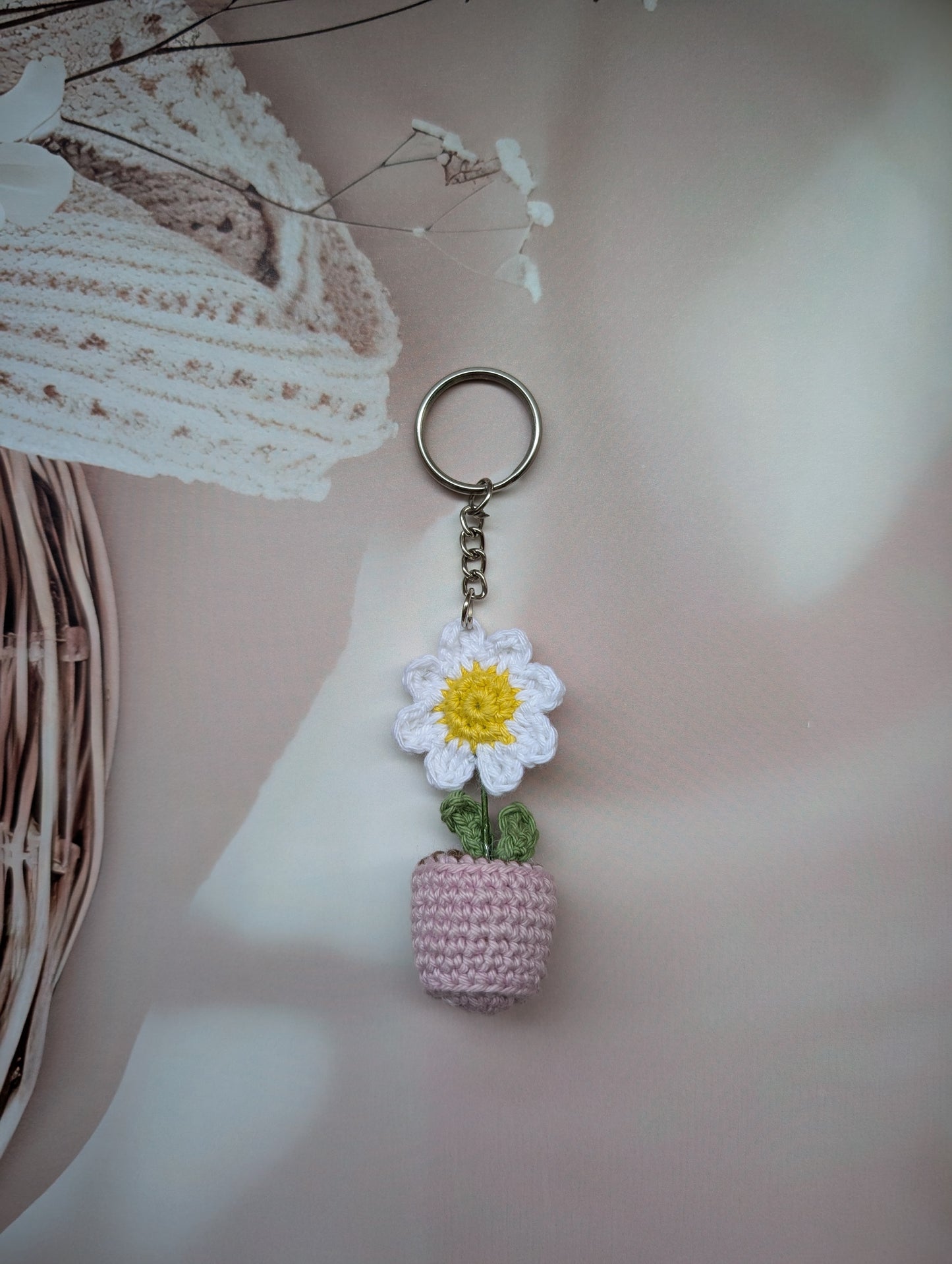 Handmade Crochet Daisy Pot Keychain | Mini Flower Charm (3 Inch)