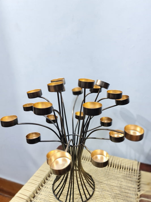 Candle holder