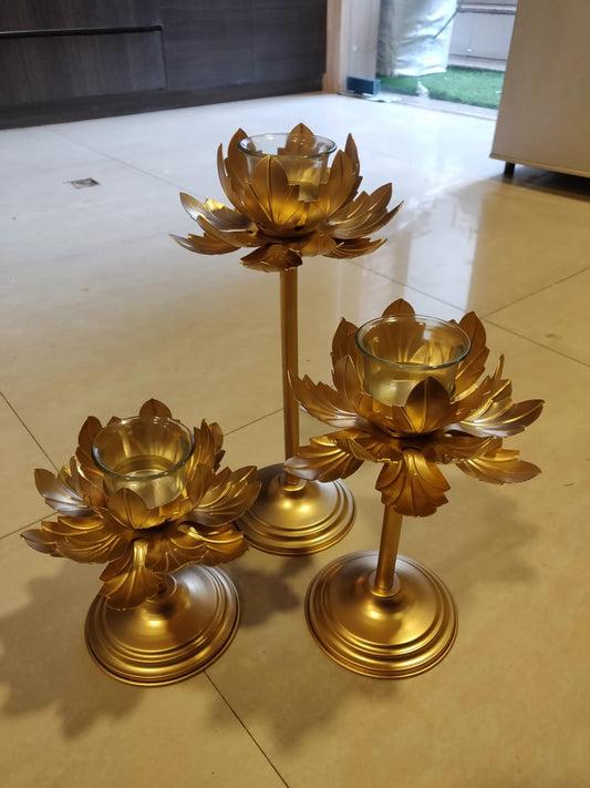 Lotus Candle Holder